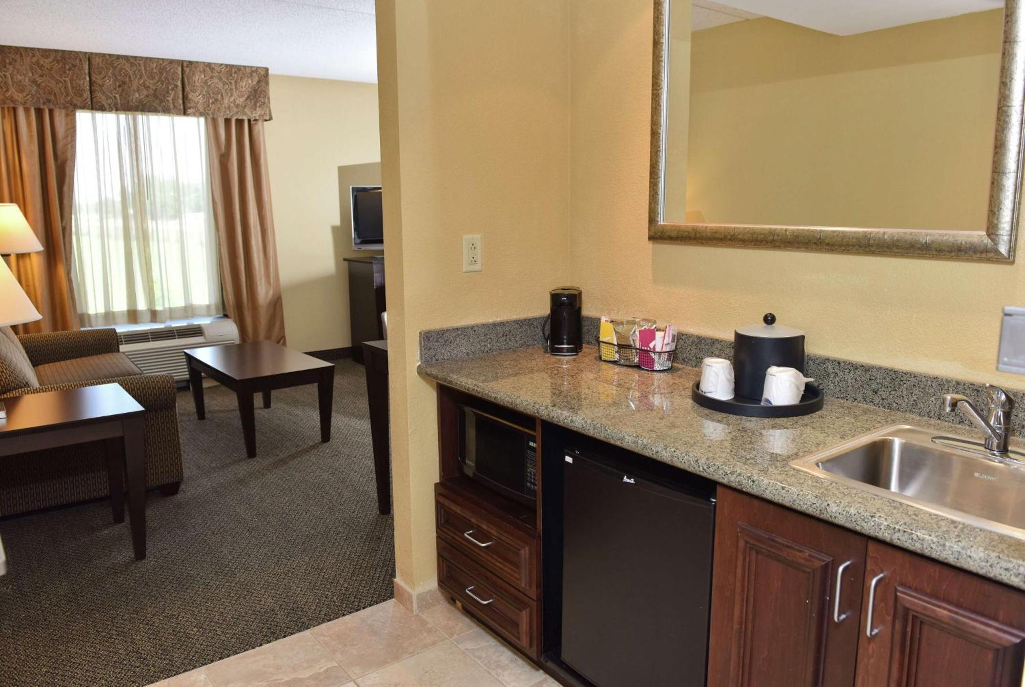 Hampton Inn & Suites Alexandria Exterior foto